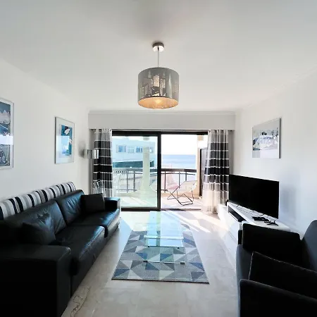 Daire Les Pins Sea View Apartment,