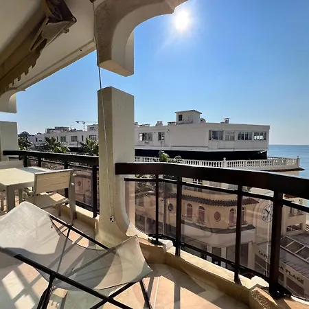 Les Pins Sea View Apartment, Daire